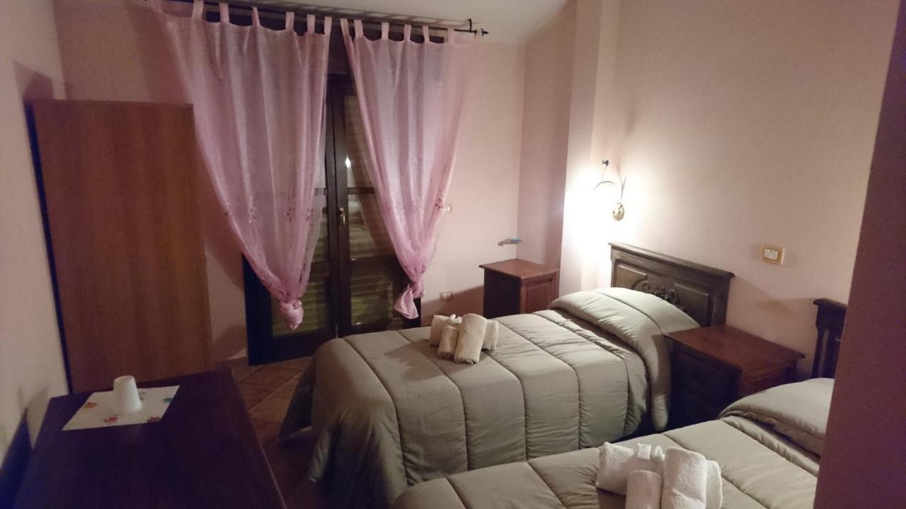 B&B Mony E Nico Riola Sardo Exteriér fotografie